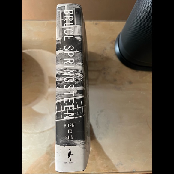 BRUCE SPRINGSTEEN - BORN TO RUN AUTOGRAPHED 1st EDITION Book - Picture 4 of 7